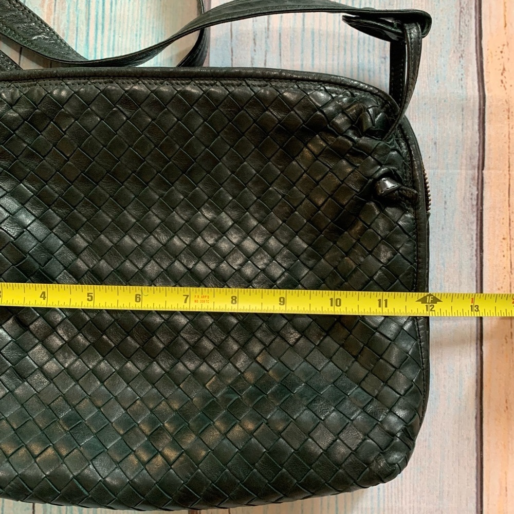 Dark green Bottega Veneta Woven Crossbody Bag - Picture 10 of 13